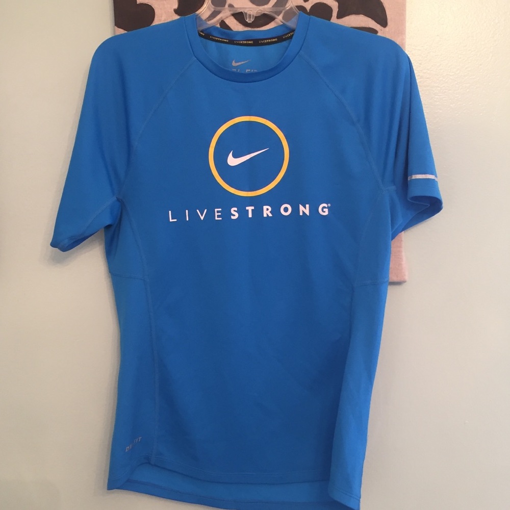 💐Nike Livestrong dry fit shirt